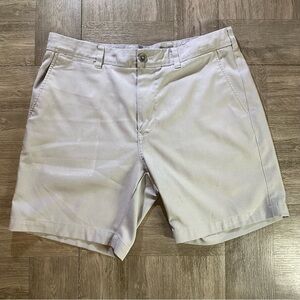 Mizzen + Main Men's Baron Chino Tech Performance Golf Shorts Gray - 32 x 7"